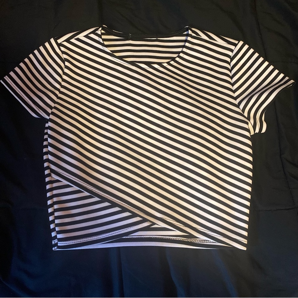 Black & white striped crop top size small